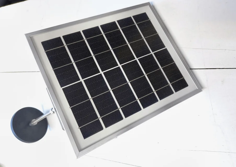 Solar-powered wireless drain sensor for autonomous greenhouse soil monitoring